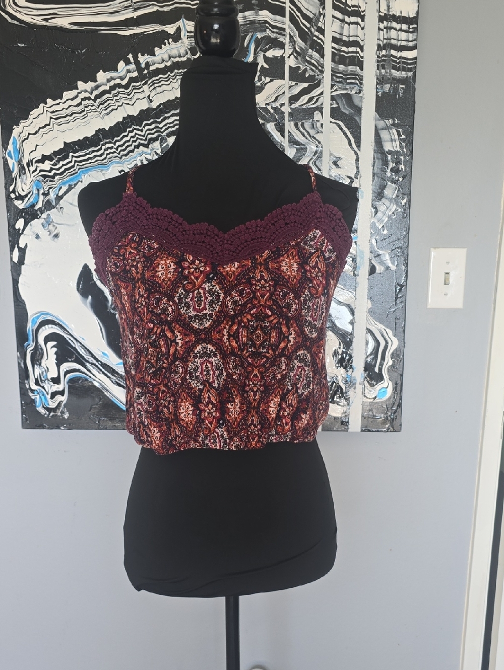 La Hearts Burgundy Paisley Crochet-Trim Cami